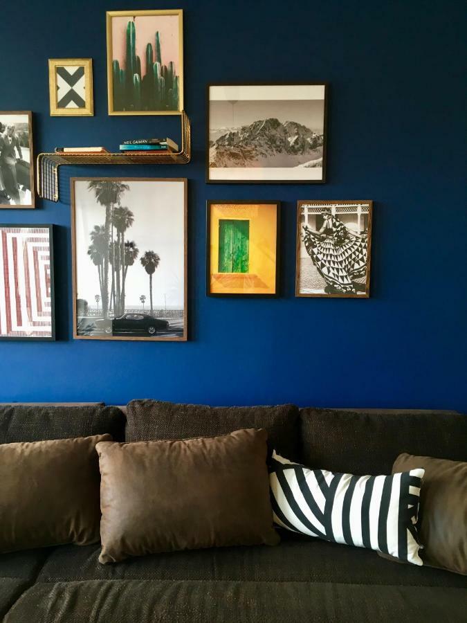 Blu Apartment In Old Town Братислава Екстериор снимка